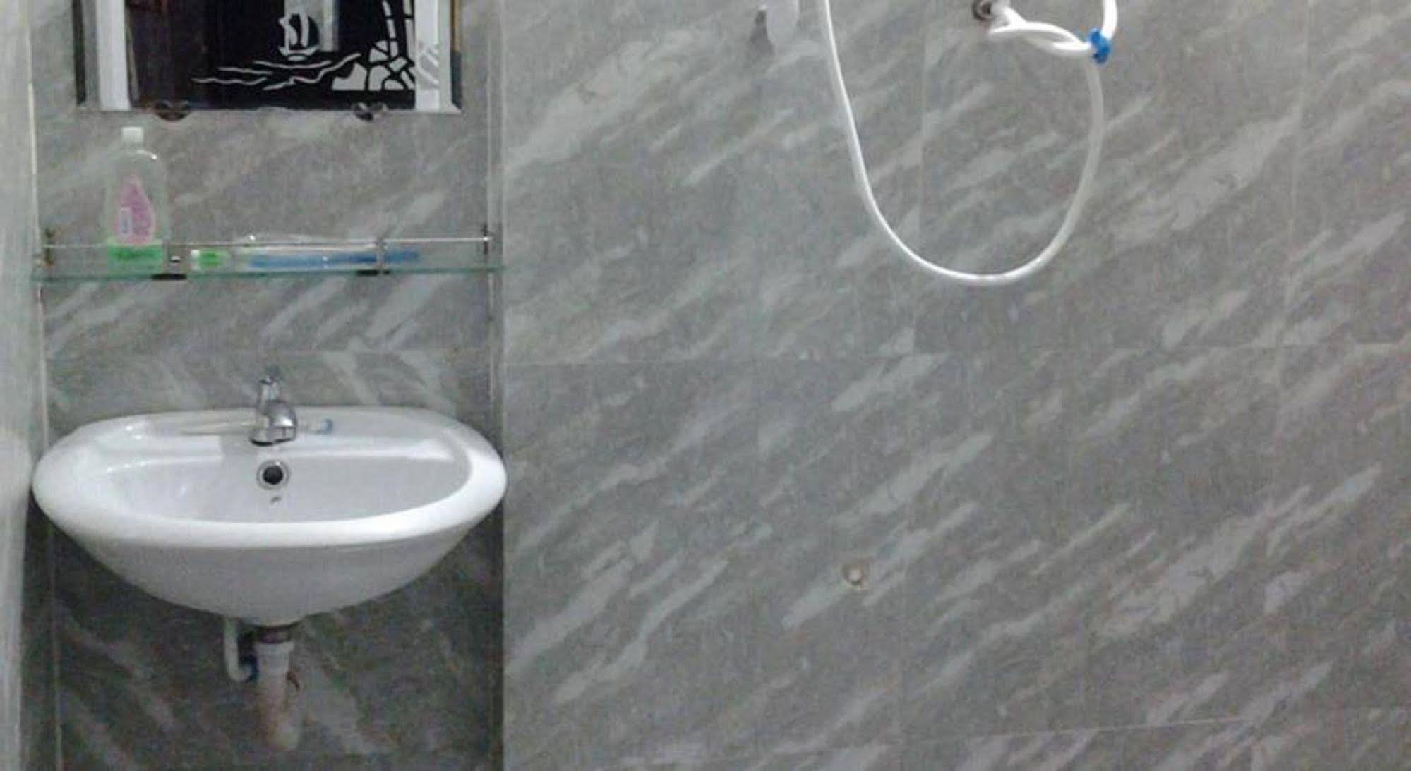 Yen Vy Hotel Quy Nhon Bagian luar foto